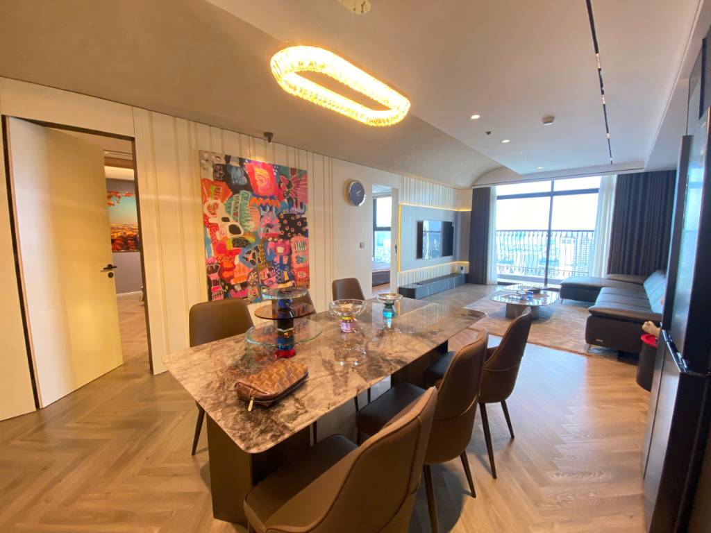 Bán căn hộ Hateco Laroma Đống Đa, 3pn, 120m2, nội thất đầy đủ, giá 17 tỷ có ra lộc sâu