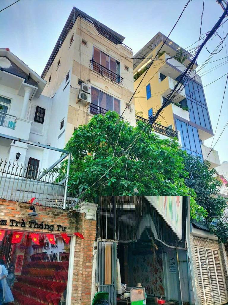 Bán nhà mặt tiền khu đường Hoa, 5,3m x 22m, hầm, 5 tầng, giá 28.5 tỷ