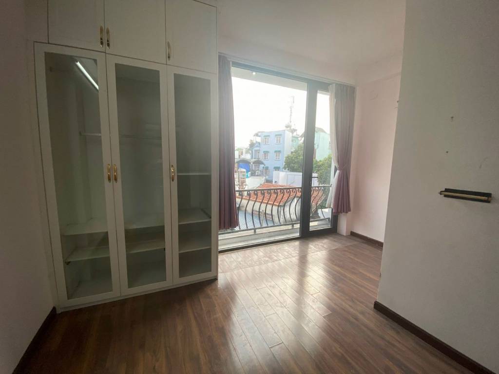 Siêu phẩm nhà đẹp! Lê Quang Định hẻm xe hơi thông Hoàng Hoa Thám (4.5x16m) 5 tầng mới cứng