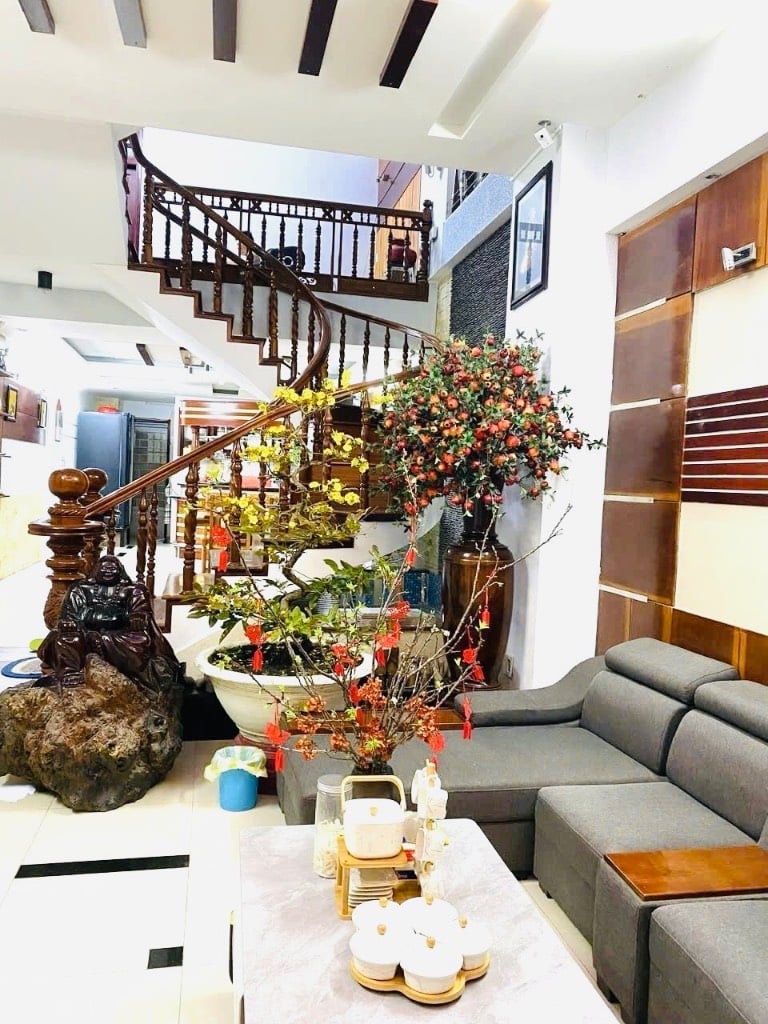 Nhà mặt tiền Châu Thị Vĩnh Tế, Ngũ Hành Sơn, Đà Nẵng - Diện tích 94m2, 4 tầng 5 pn giá chỉ 21,3 tỷ