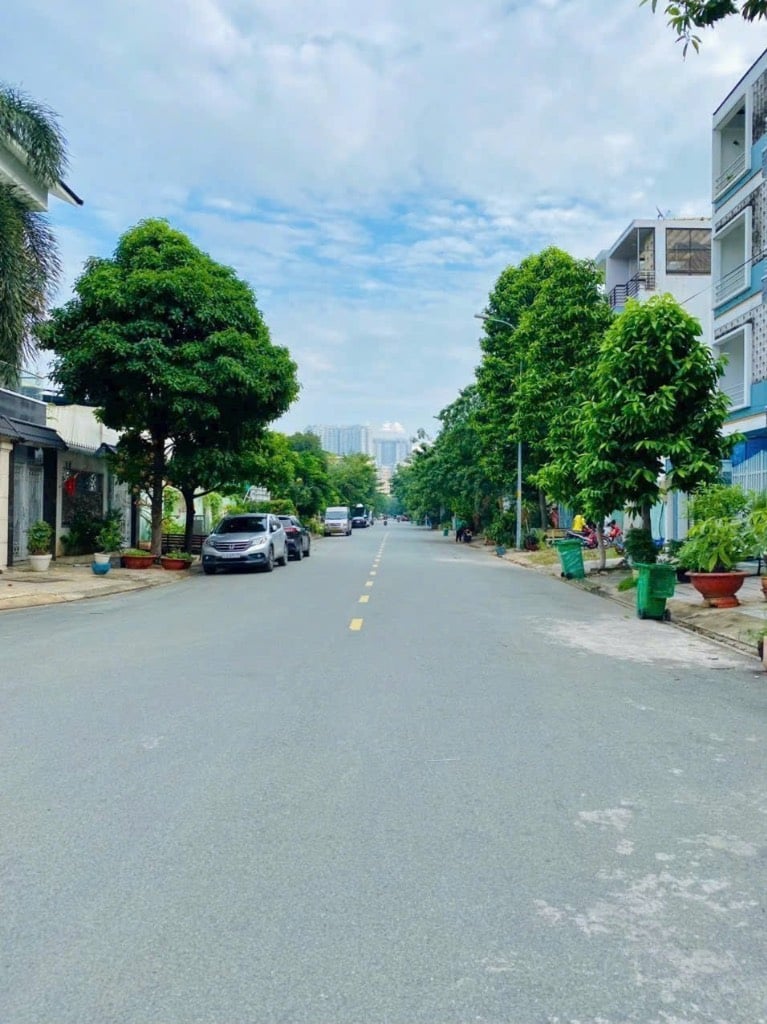 Bán nhà MT Bùi Tá Hán, An Phú Thủ Đức, diện tích 80m², vị trí đẹp, giá 24 tỷ