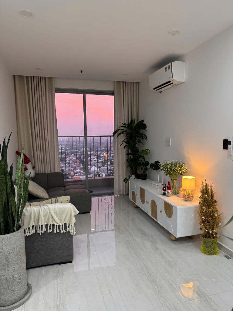 Do nhu cầu về nước khách em cần bán căn 1Pn dự án Happy One Central tầng 23 view nội khu + ngoại khu