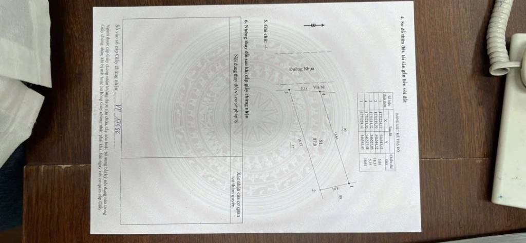 Chính chủ bán đất Tôn Đản, sổ sẵn, xây dựng tự do, giá tốt