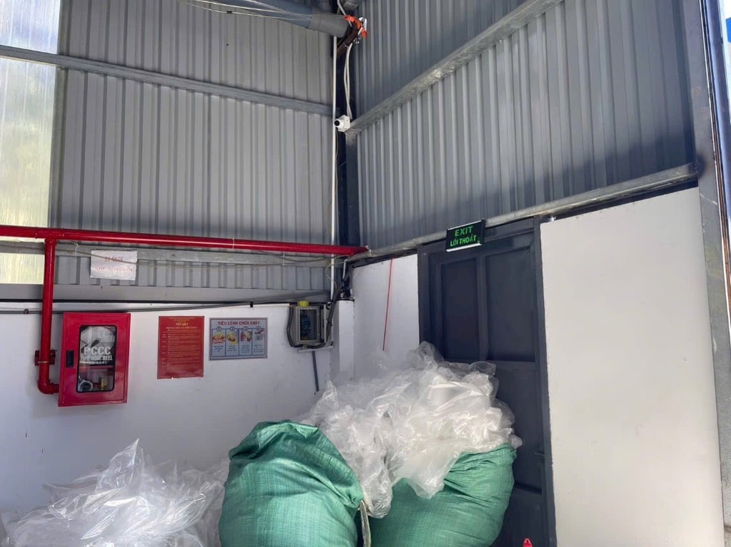 CHO THUÊ XƯỞNG TẠI PHÚ CHÁNH, TÂN UYÊN, 1000m2 CÓ TRẠM ĐIỆN 160KVA, GIÁ CHỈ 55tr
