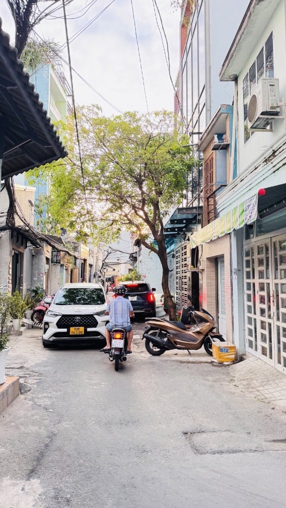 58m2 CHỈ 4.2 T.ỷ ĐỖ NHUẬN -Tân Phú
5' chợ Kỳ Sơn, 2' ra AEON Tân Phú, Nở Hậu tài lộc