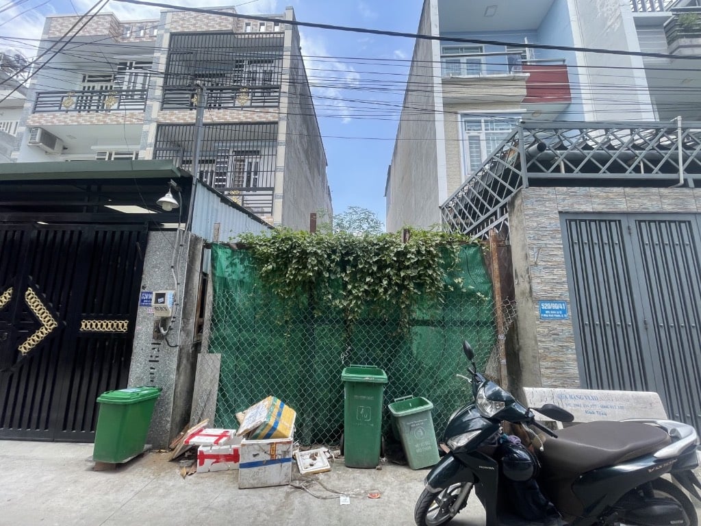 Đất Hẻm 520 Quốc Lộ 13 Hiệp Bình Phước Đối Diện Vạn Phúc - Hẻm Xe Hơi, DT: 4 x 17,5 Chỉ 5tỷ3
