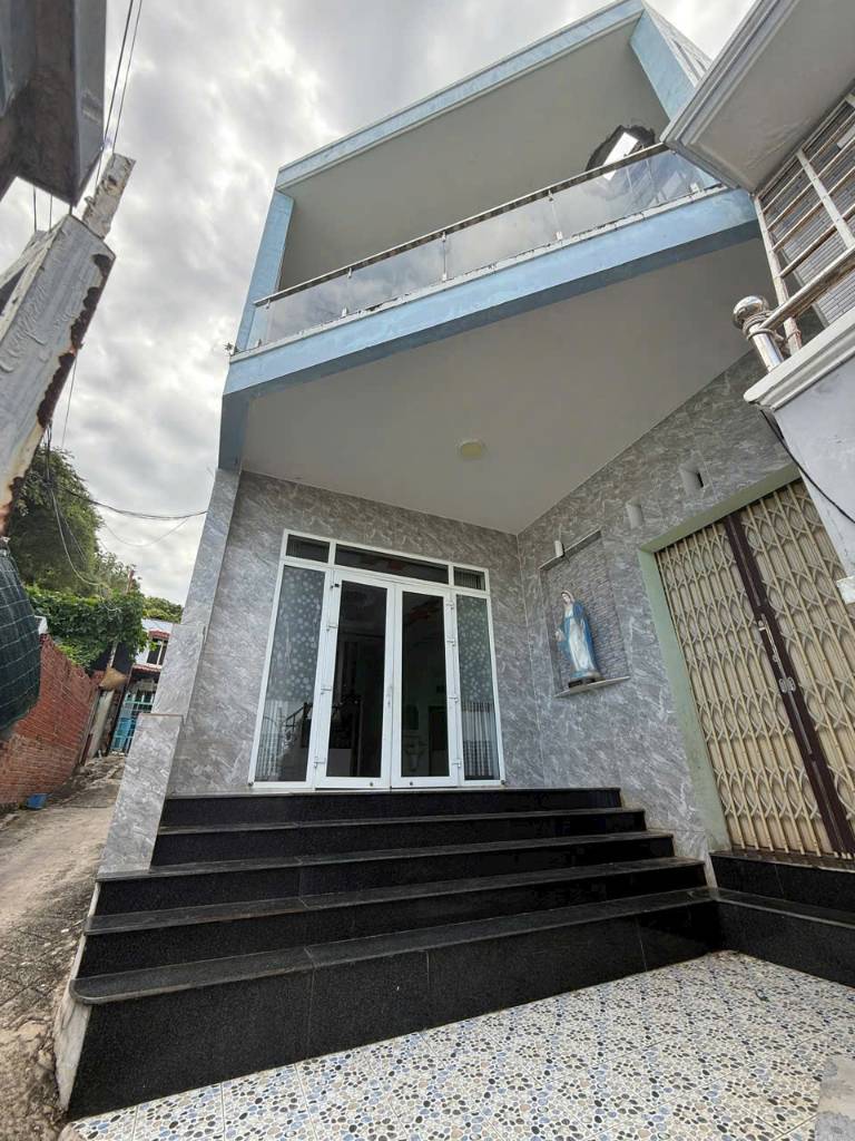 Bán nhà Lê Hồng Phong, Bà Rịa Vũng Tàu, diện tích 42m² full thổ, 1T1L, giá 4,65 tỷ