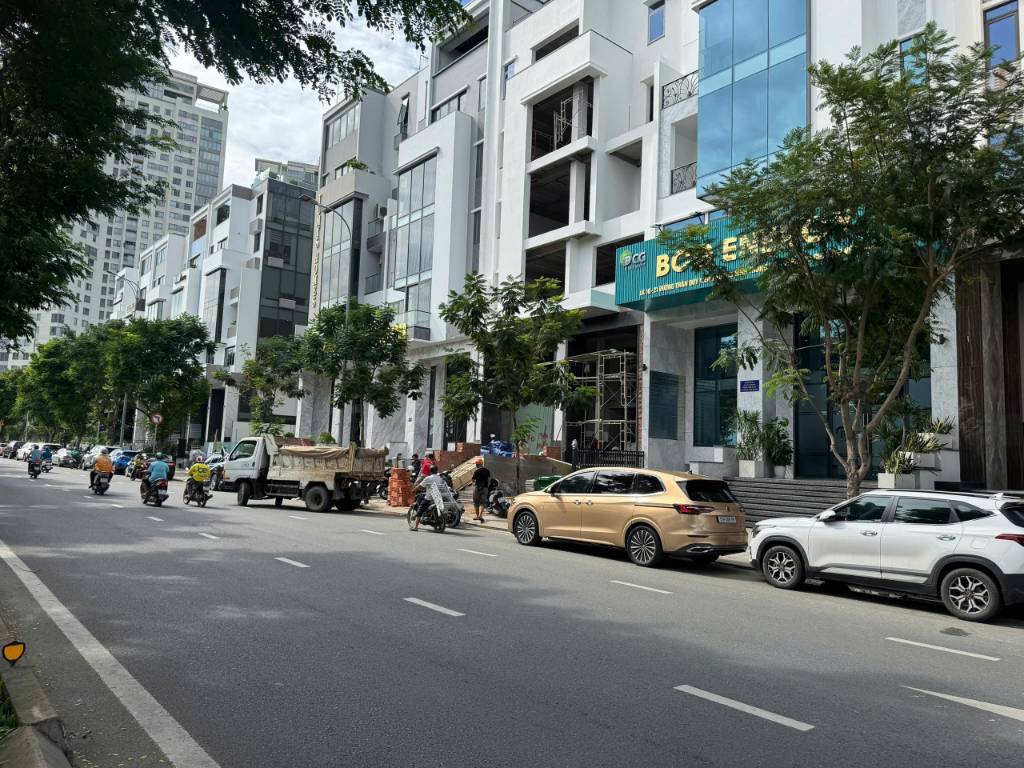 Nhà mặt tiền Tạ Hiện, dự án Huy Hoàng, Quận 2, 15x18m, CN 270m2, GPXD 7 tầng, giá 49 tỷ