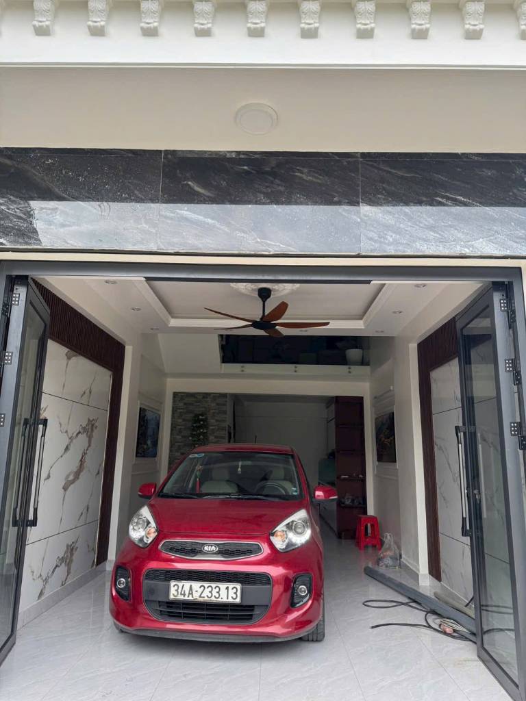 Bán căn nhà 4 tầng ngõ phố Bình Lộc, ph Tân Bình, TP HD, 42.7m2, mt 4m, 3 ngủ, gara oto