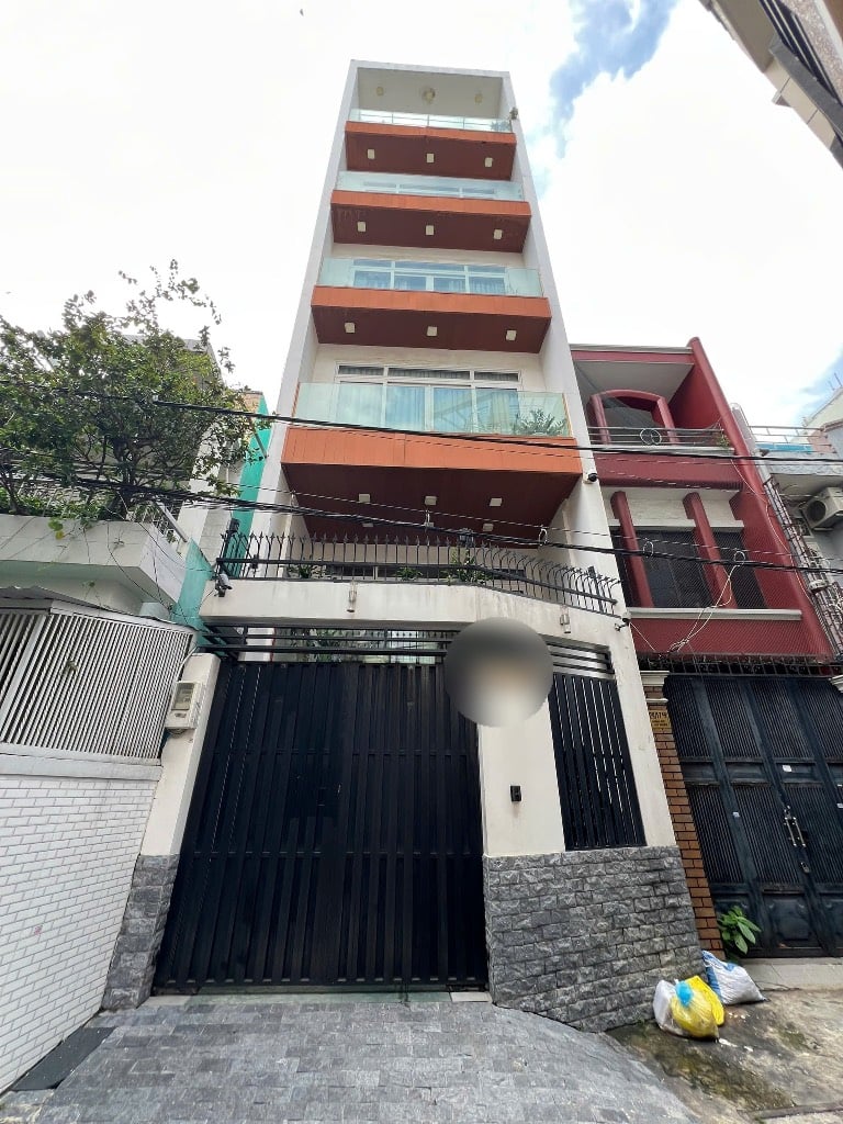 Nhà hẻm ô tô Thích Quảng Đức, Phú Nhuận, khai thác cho thuê dòng tiền cố định 70tr/tháng