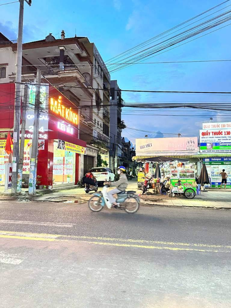 Cần bán đất 61m2 tại Số 5 Nguyễn Viết Xuân, Huyện Đức Linh, Bình Thuận, giá 4.4 tỷ VND