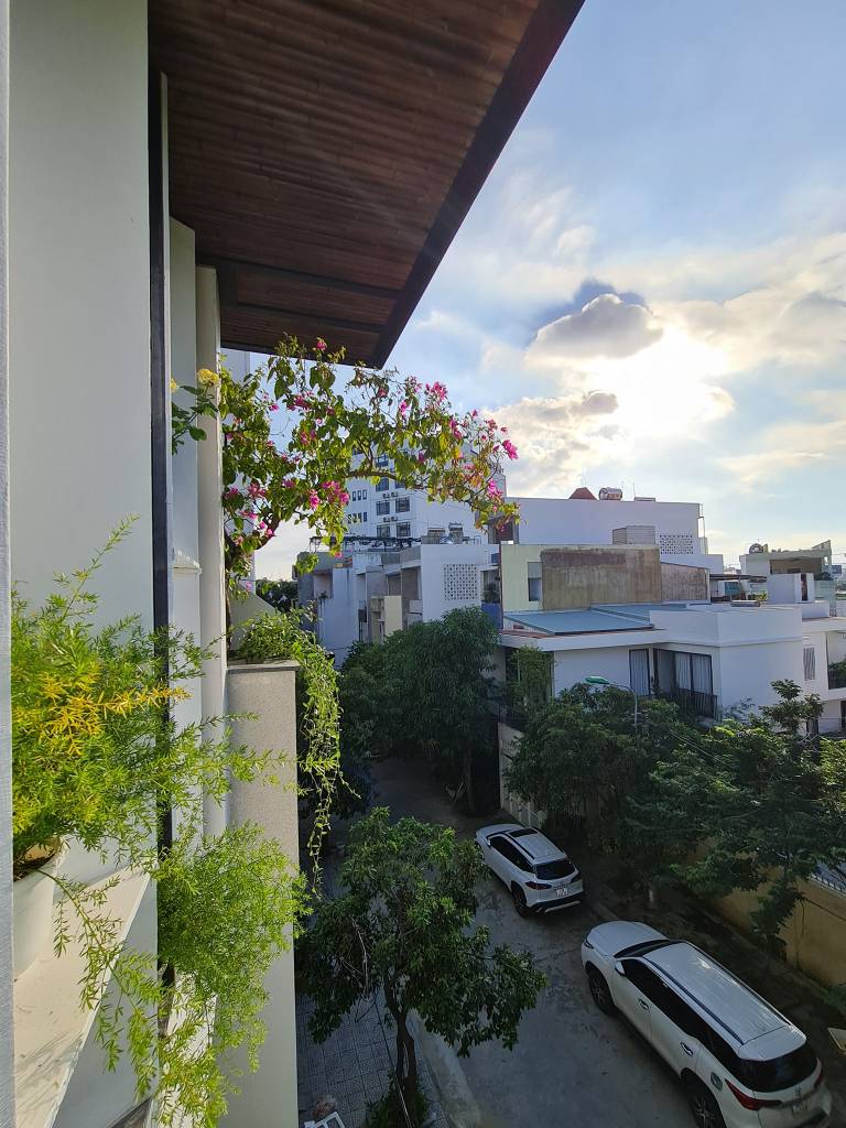 Bán nhà Thủ Dầu Một, sân để xe rộng, pháp lý rõ ràng, sang tên ngay
