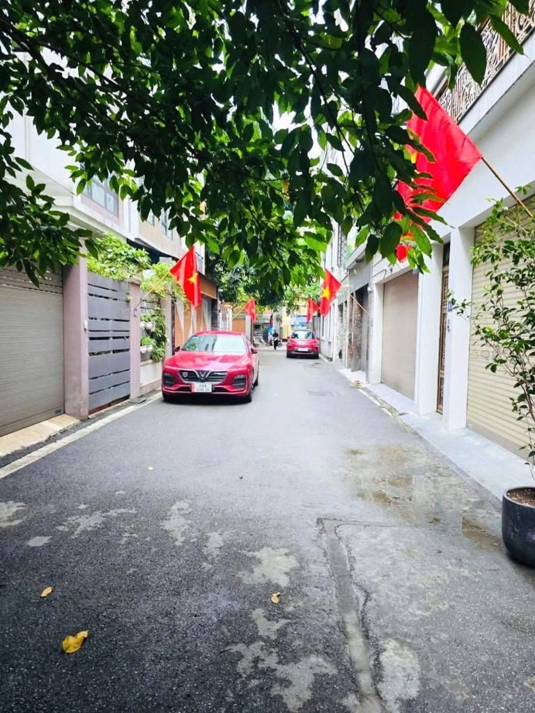 BÁN NHÀ PHỐ NGÔ QUYỀN, NGÕ ĐẸP THOÁNG SÁNG, OTO VÀO NHÀ, THÔNG TỨ TUNG, 11,2TỈ