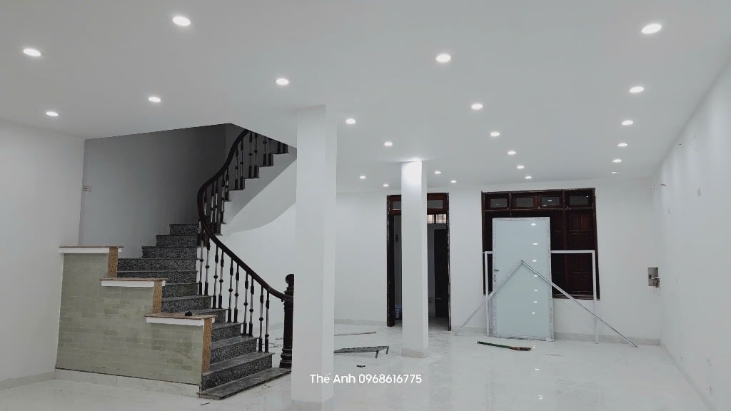 BÁN BIỆT THỰ KĐT MỚI XA LA, 2 MẶT THOÁNG, TRỤC CHÍNH, MẶT TIỀN QUYỀN LỰC 8M, Ô TÔ TRÁNH