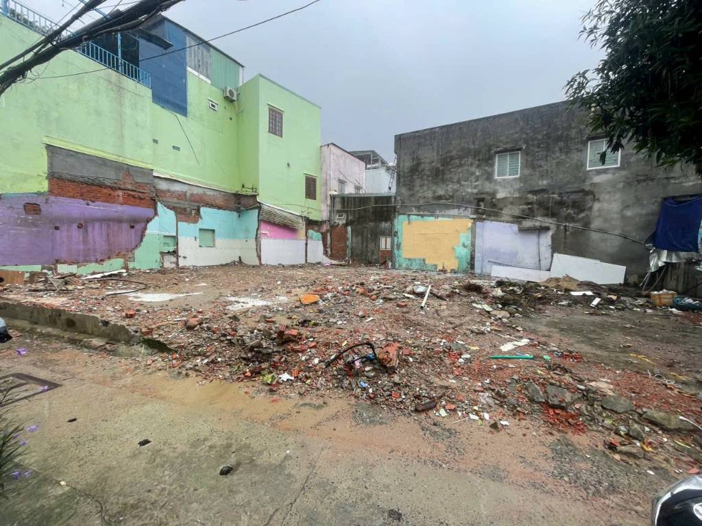 Bán đất Trần Nhật Duật, Phường Sơn Trà, cách biển 300m, kiệt ô tô, dt 67m2, giá 4 tỷ 7