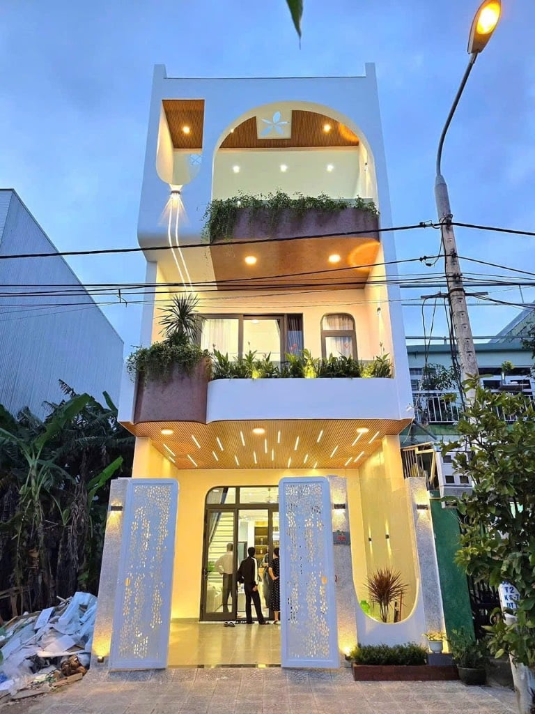 CHÍNH CHỦ BÁN NHÀ LONG TRẠCH, LONG AN, Gần Chợ Bình Chánh, 120M2, SHR, 2,7T, 1T1L