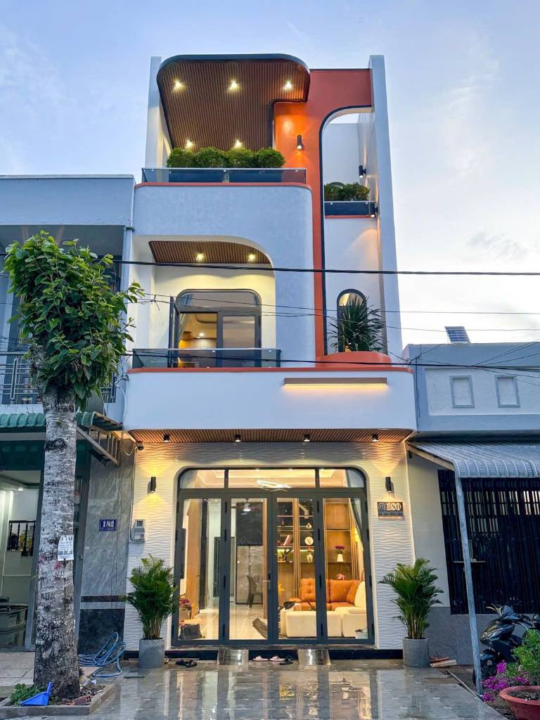 Bán nhà Lê Chí Dân, trung tâm Thủ Dầu Một, phố hiện đại, giá cực tốt, vào ở ngay