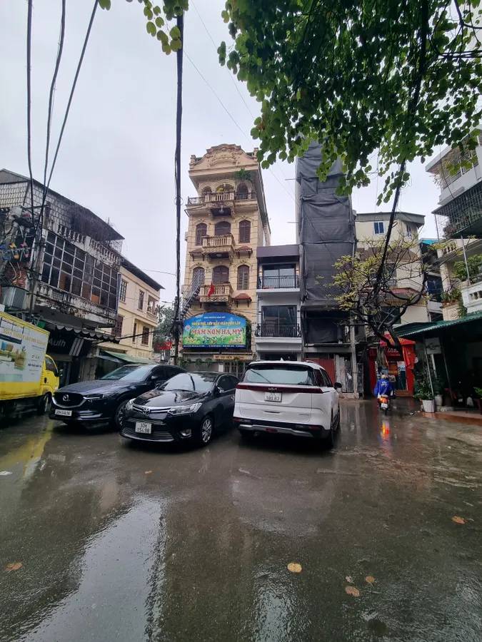 Bán nhà Tôn Đức Thắng, 66m2 mặt tiền 4.8m, ngõ ô tô kinh doanh giá 21 tỷ