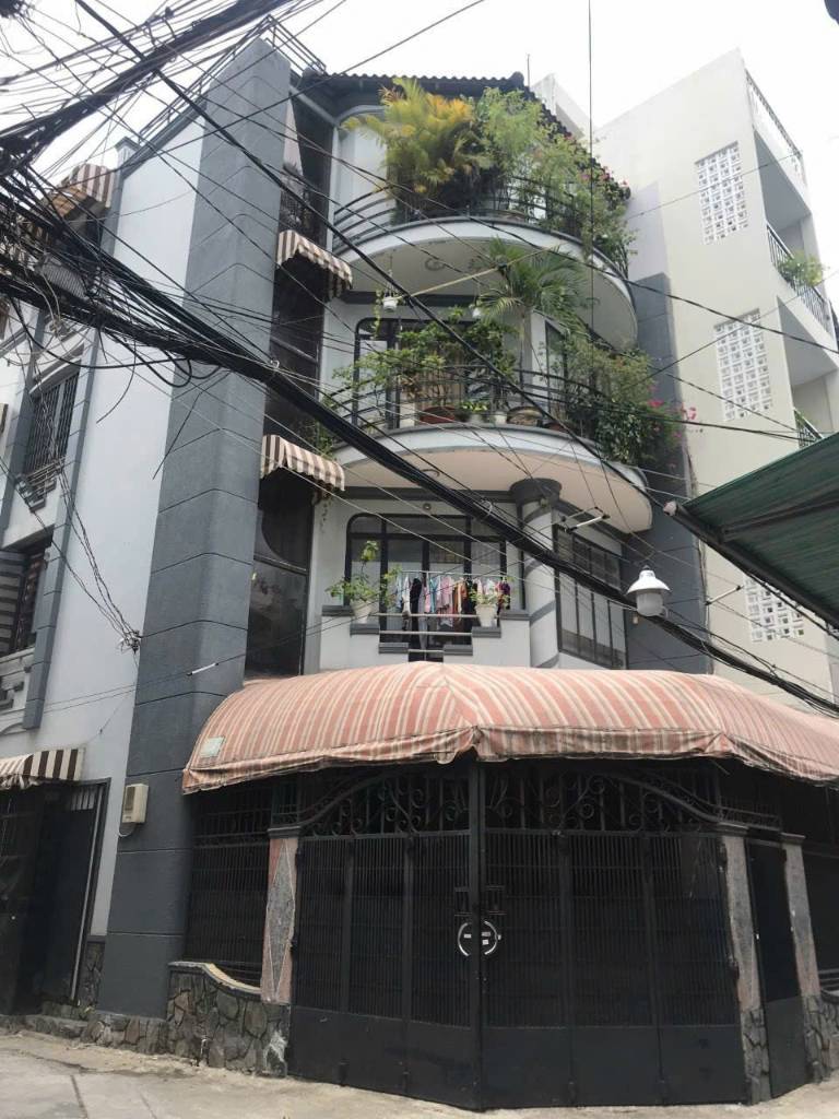 BÁN NHÀ NGÔ QUYỀN, QUẬN 10, 4 TẦNG, GÓC 2 MT, HXH, 6.7x14M, CN 86M², GIÁ 21 TỶ