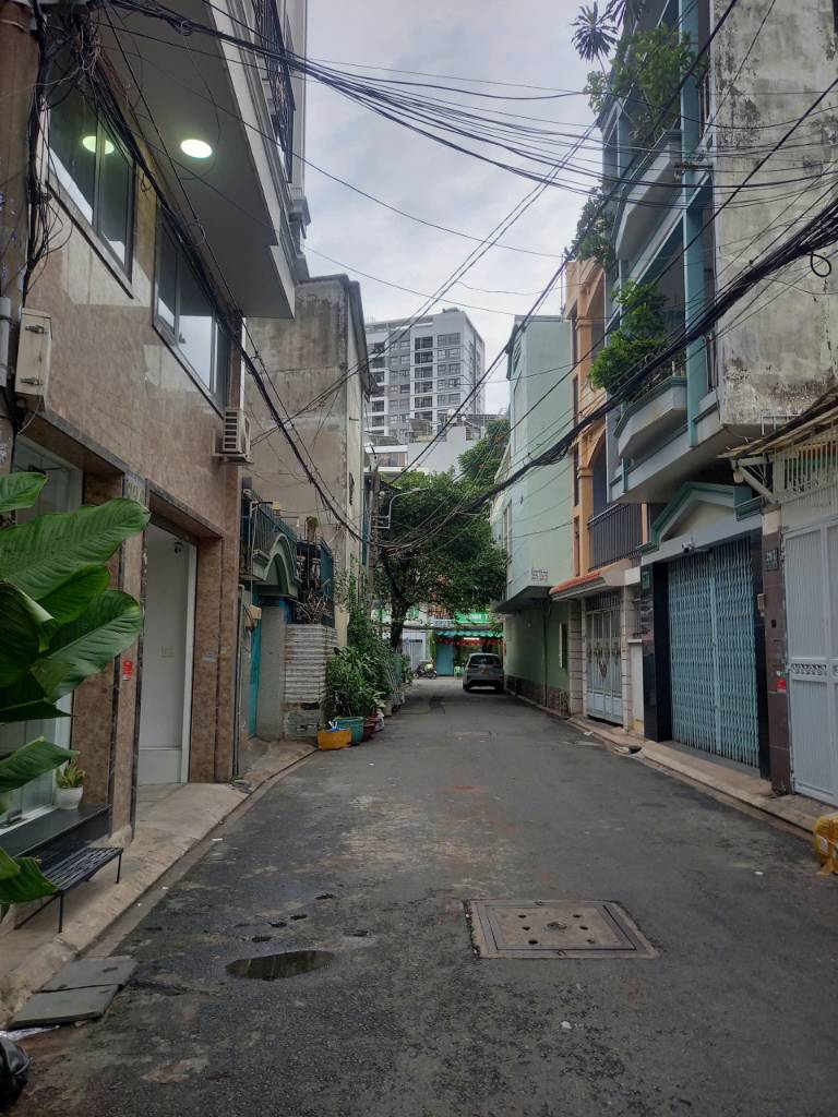 BÁN NHÀ HXH YÊN THẾ, P.2, TÂN BÌNH_GẦN SÂN BAY_DT: 4.3x27m_CN: 118m²_GIÁ 17.5 TỶ