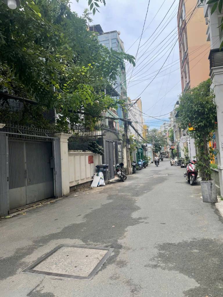 BÁN NHÀ 339 LÊ VĂN SỸ, P.NHIÊU LỘC, HXH 10M, 9x21M, 5 TẦNG, GIÁ 39 TỶ