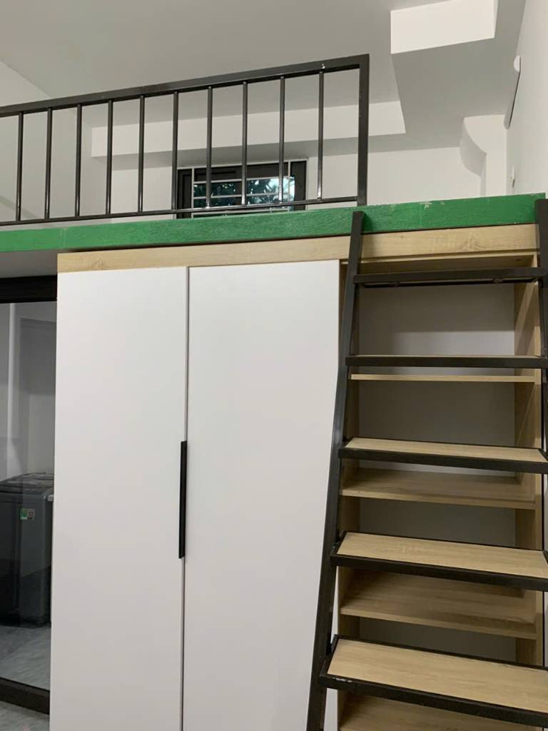 Bán ccmn Triều Khúc, 90m2, 7tx23m, phòng khép kín, thang máy, doanh thu 100tr/tháng, giá 19.8 tỷ