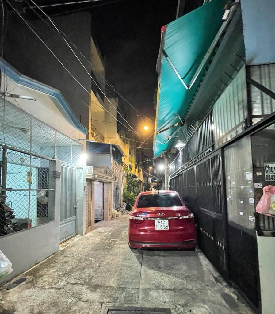 Bán nhà Lê Thúc Hạch, Tân Phú, diện tích 32m2, đầy đủ nội thất, giá 3,86 tỷ