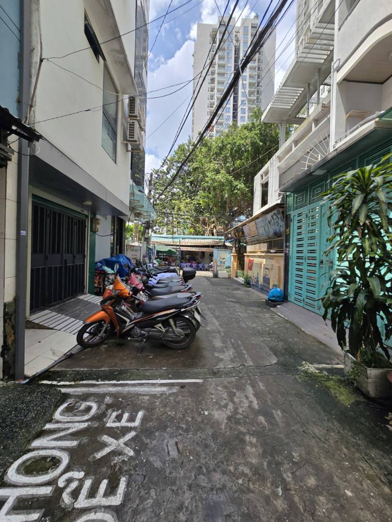 BÁN NHÀ KHU CƯ XÁ ĐỒNG TIẾN, 4 TẦNG, GIÁ 17 TỶ