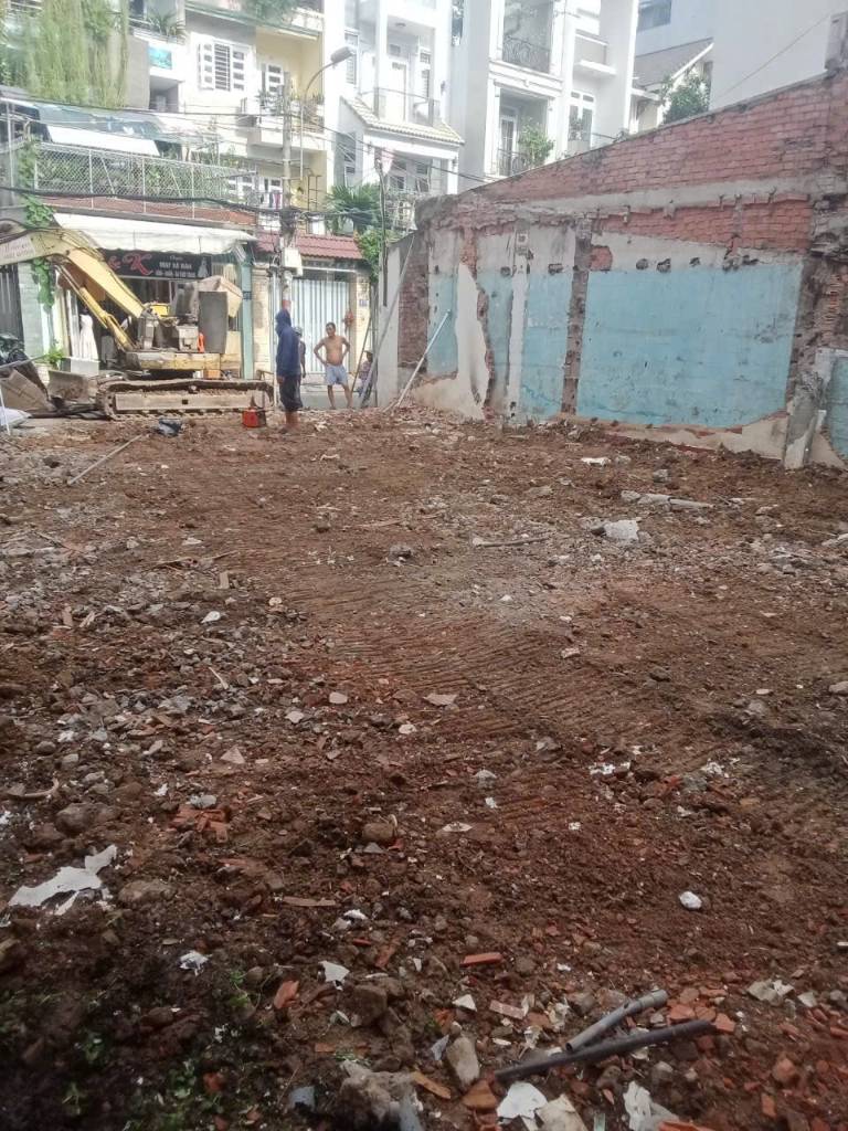 Bán gấp đất Bàu Bàng, Tân Bình, diện tích 10,5x16,5m, nở hậu, tiện xây dựng, giá 30 tỷ