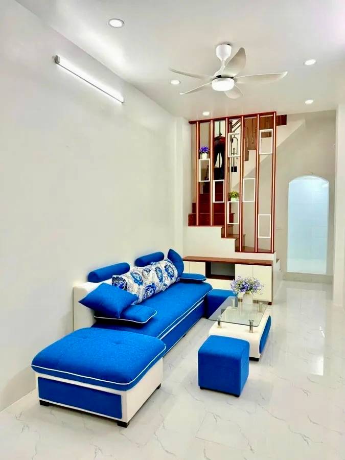 Bán nhà Văn Chương, Đống Đa, 4 tầng, dt 38m2, gần hồ, sổ đỏ chính chủ, giá nhỉnh 7 tỷ