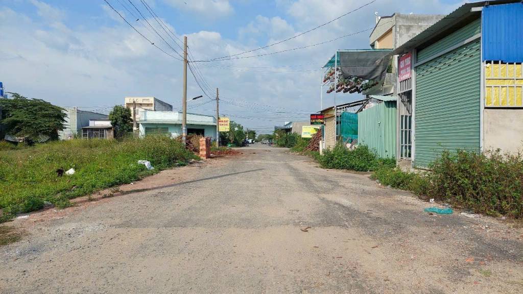 Bán nhà Nguyễn Cửu Phú, Bình Chánh, 1T1L kèm dãy trọ 6 phòng, dt 125m², sổ hồng, giá 920 triệu