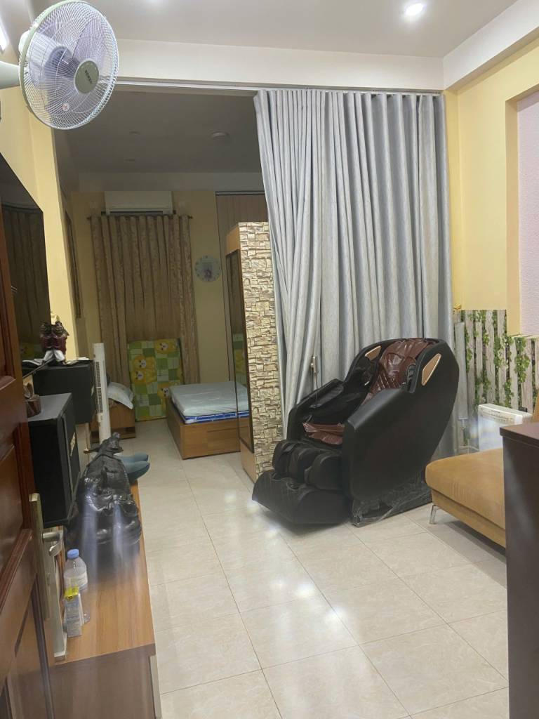 Bán nhà mặt tiền Xóm Chiếu, Quận 4, 1T2L, diện tích 3,3x22,43m, vị trí kinh doanh, giá tốt