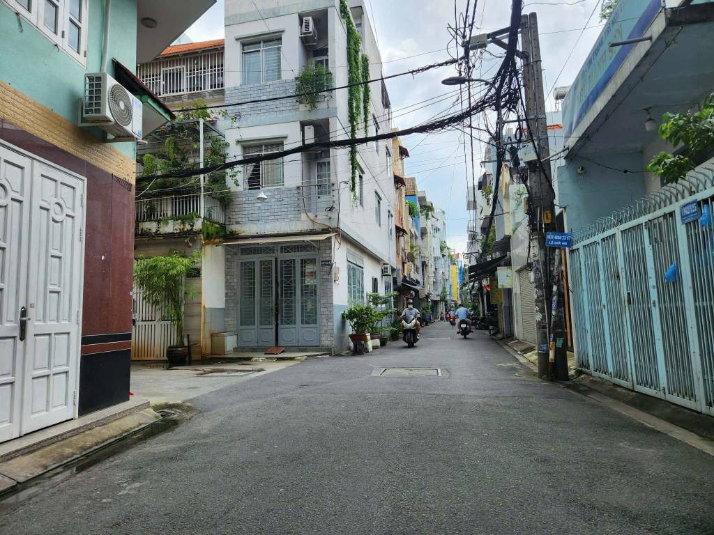 GIẢM MẠNH 2 TỶ - HẺM XE TẢI QUAY ĐẦU - 9 CHDV 85m2 11WC - 5 TẦNG BTCT - 15.5 TỶ