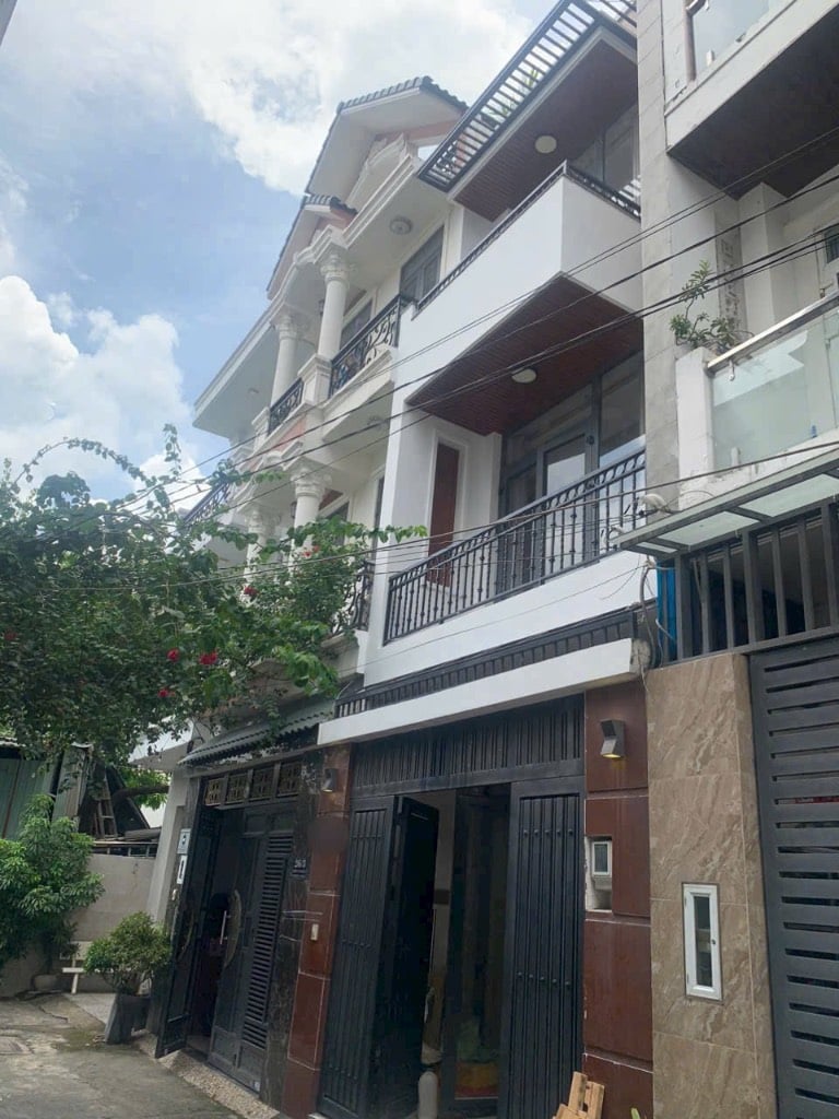 Bán Nhà 1 trệt 2 lầu + sân thượng Đường Số 2 Phường Trường Thọ Tp Thủ Đức