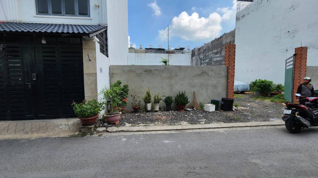 BÁN GẤP KHU ĐẤT TX 22- Q12 - 45 tr/m