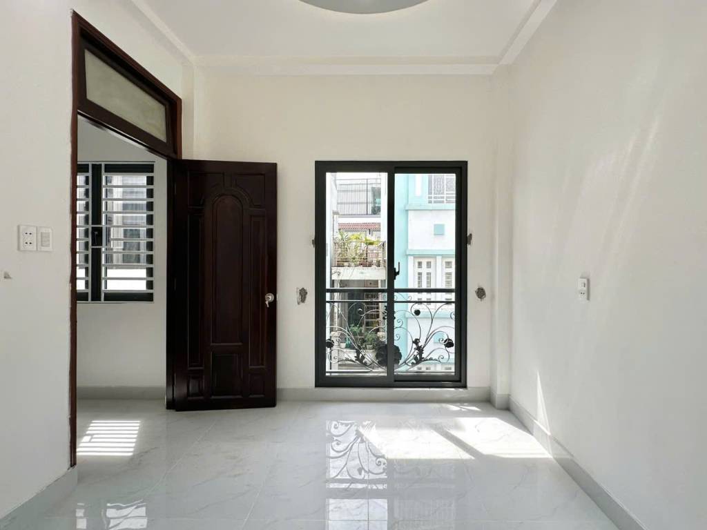 Bán nhà Đoàn Thị Điểm, Phú Nhuận, diện tích 43m², 4 tầng BTCT, giá 8,6 tỷ