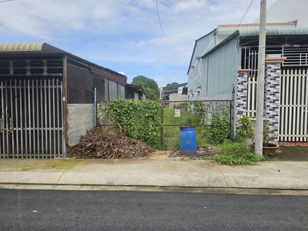 Bán đất Trảng Bàng chính chủ, ngay KCN Phước Đông, dt 210m², full thổ cư, giá 690 triệu, SHR