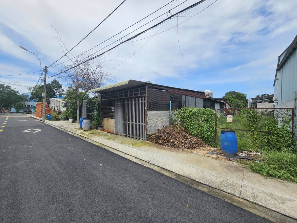 Bán đất Trảng Bàng chính chủ, ngay KCN Phước Đông, dt 210m², full thổ cư, giá 690 triệu, SHR