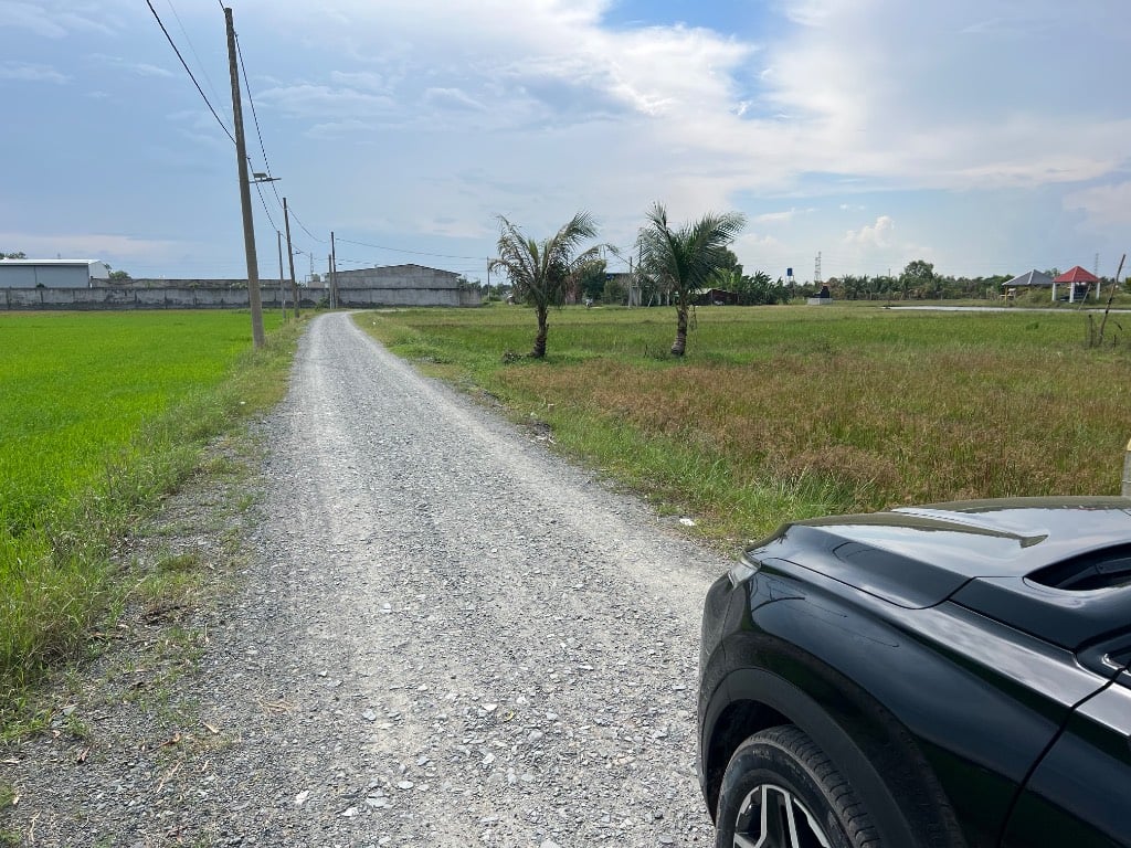 Bán 2 nền đất giá rẻ tại Đức Hoà 10x21,4 giá 1 tỷ 250 Triệu