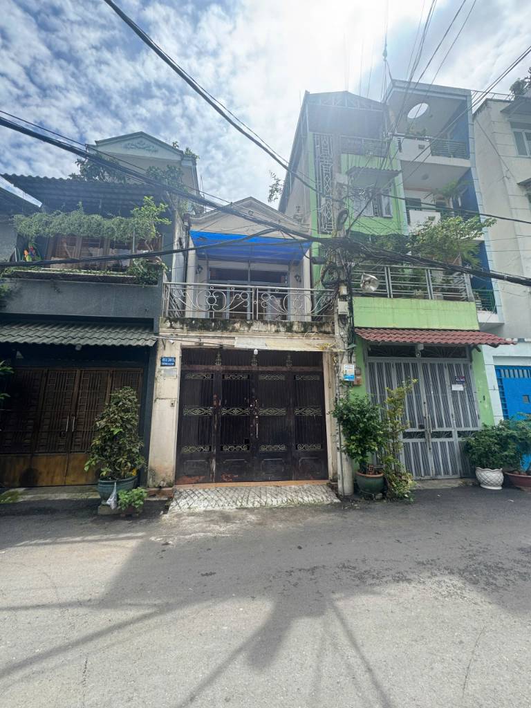 BÁN NHÀ 451 TÔ HIẾN THÀNH, HẺM XE TẢI, 4x16M, VUÔNG VỨC, 15 TỶ TL