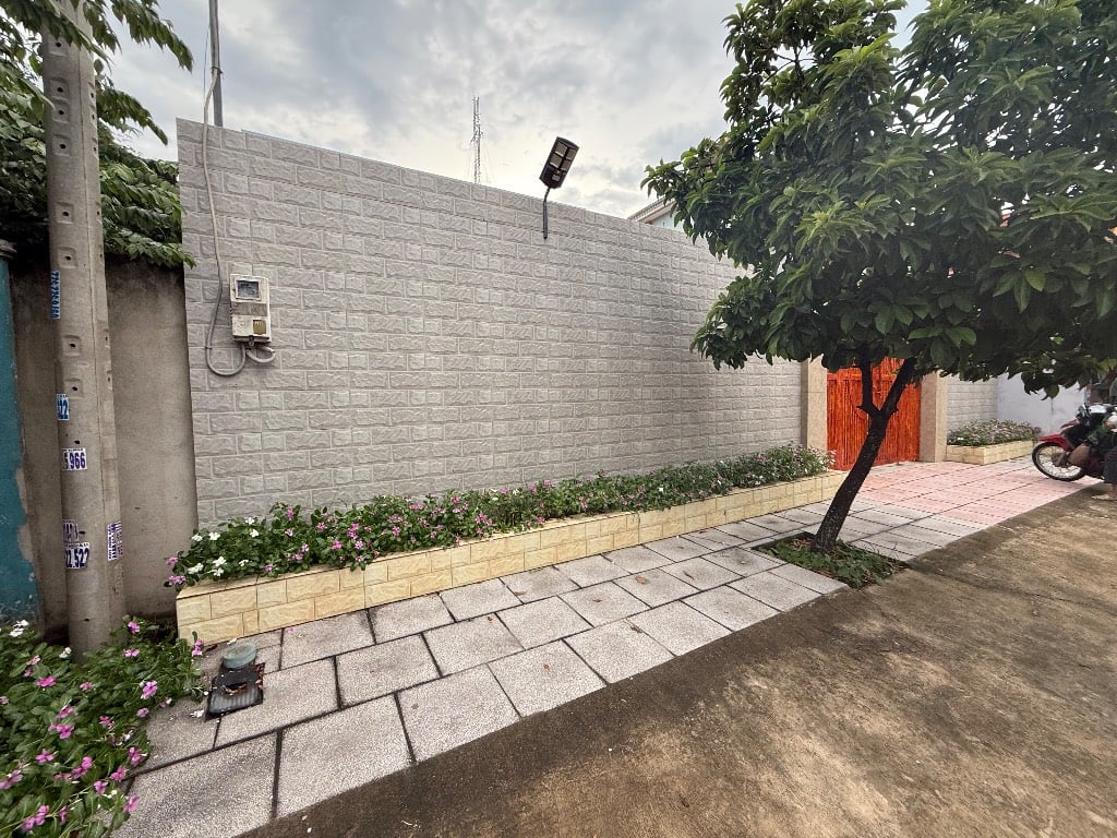 BÁN NHÀ CỦ CHI, ẤP 6A, TÂN THẠNH ĐÔNG, NHÀ CẤP 4 SÂN VƯỜN, ĐẤT NỀN TỔNG DT 708m2, 15 TỶ