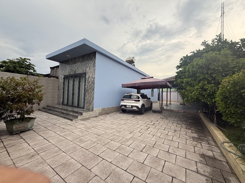 BÁN NHÀ CỦ CHI, ẤP 6A, TÂN THẠNH ĐÔNG, NHÀ CẤP 4 SÂN VƯỜN, ĐẤT NỀN TỔNG DT 708m2, 15 TỶ