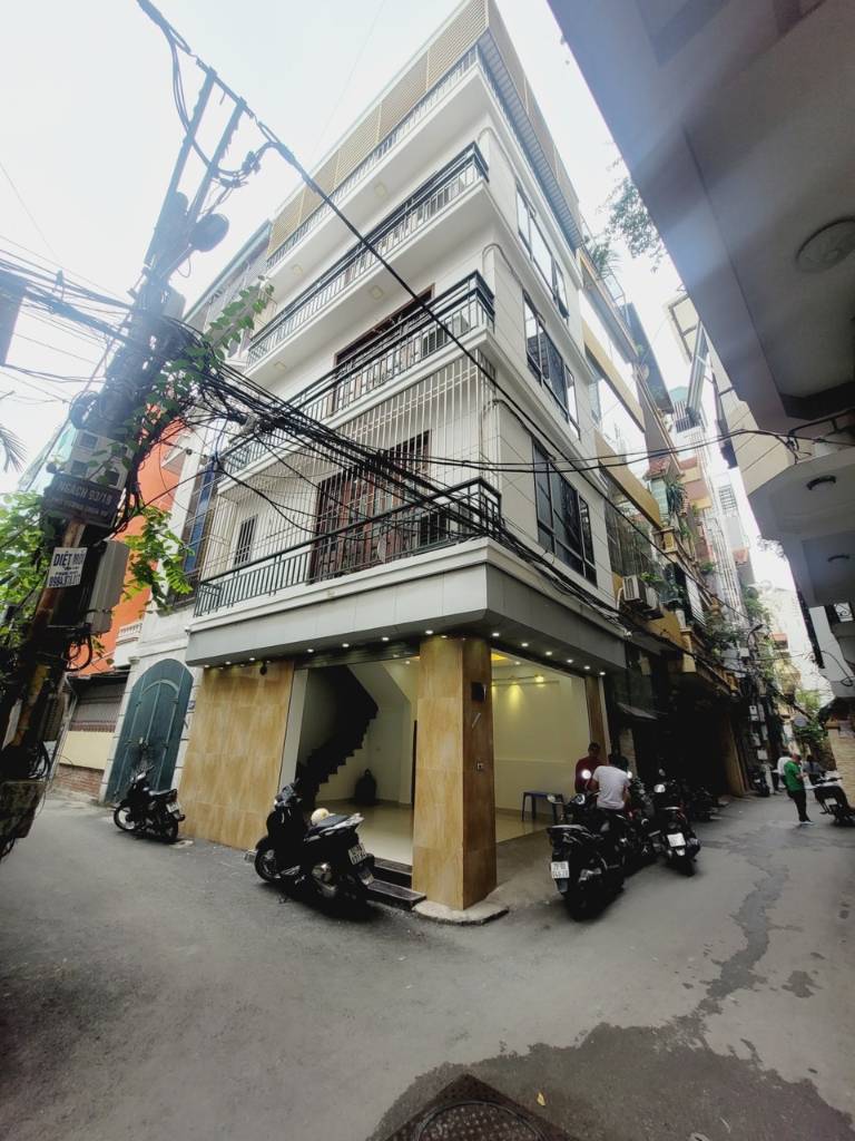 Siêu Phẩm phố Vương Thừa Vũ, Ô Tô, KD, Lô góc 40m2, MT 4.8m, 15 Tỷ.