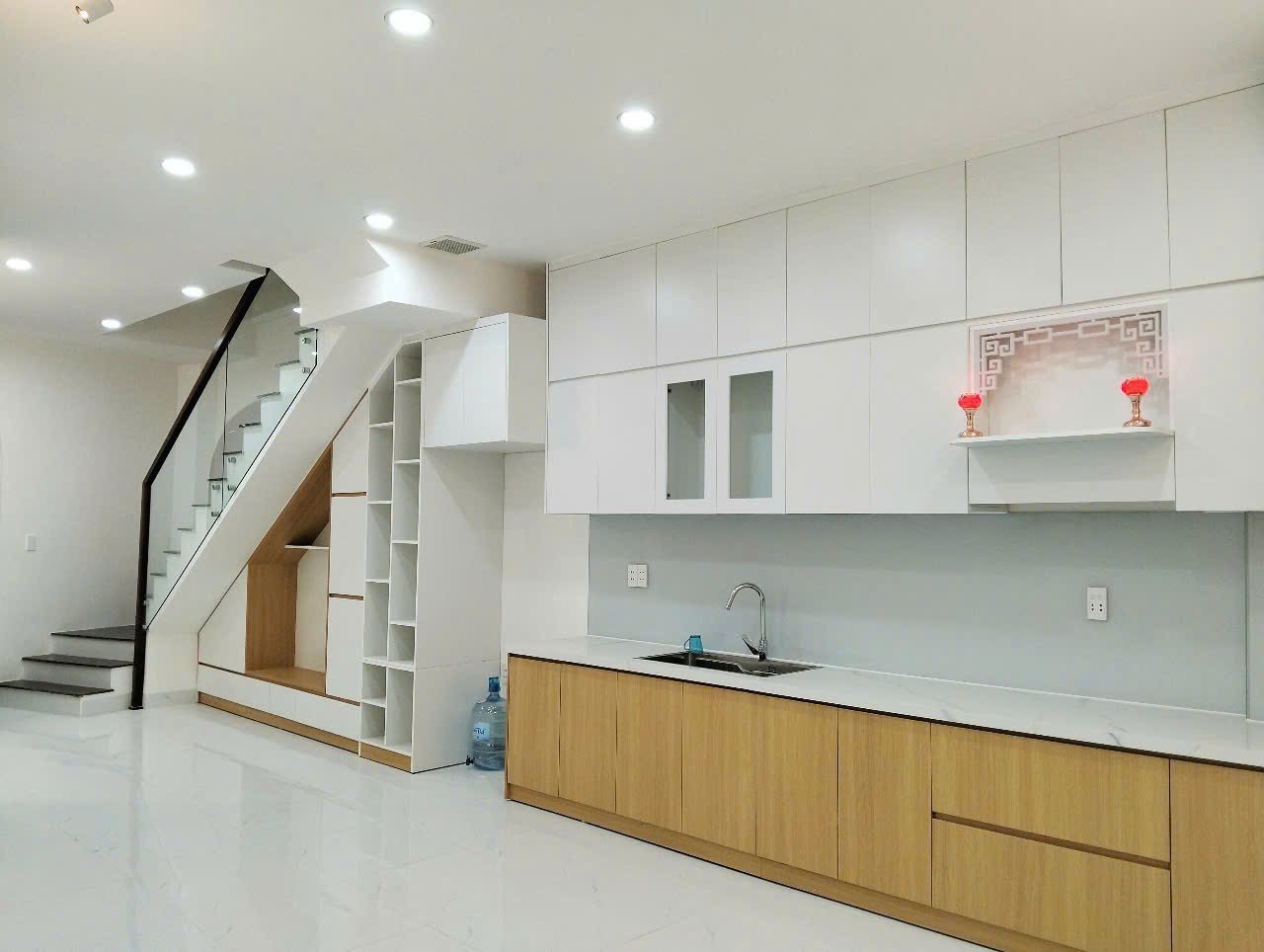 🌟 NHÀ 2 TẦNG MỚI – FULL NỘI THẤT – KIỆT Ô TÔ CMT8 – CHỈ 3,45 TỶ!