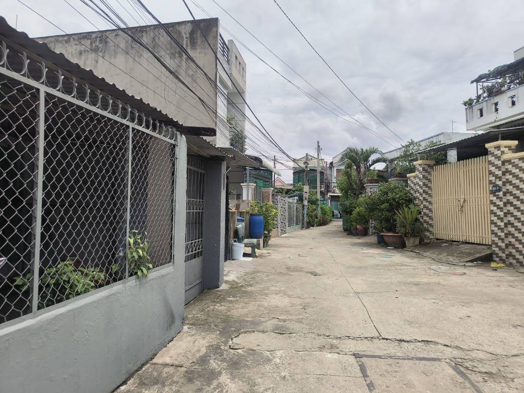 Cần bán nhà riêng 56m2 tại số 6, Phường Long Trường, Thủ Đức, Hồ Chí Minh giá 2.75 tỷ