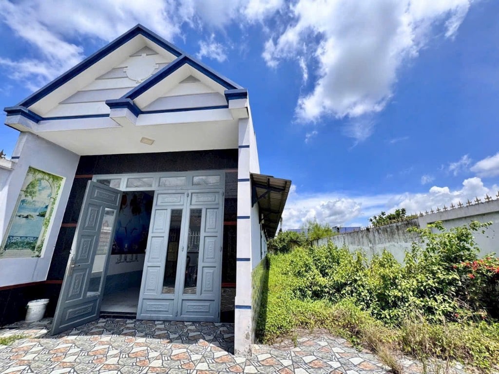 Ngộp, bán nhà Đức Hòa, Long An, chỉ tính giá đất, diện tích 262m2, giá chỉ 1,85 tỷ