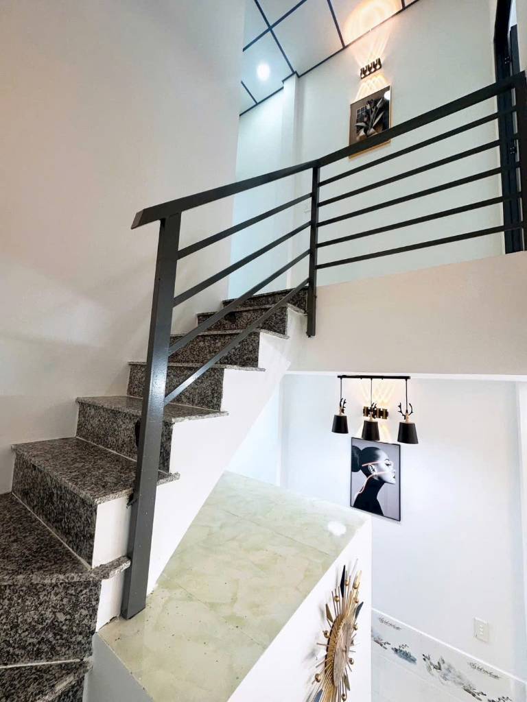 BÁN NHÀ Ở XÃ HỘI QL50 GÍA 1 TỶ 450 - CÁCH QUẬN 8 20 PHÚT - SỔ HỒNG RIÊNG