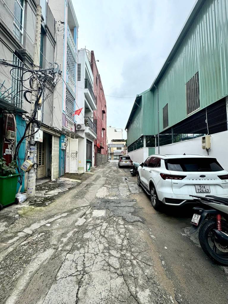 NHÀ NGUYỄN KIỆM 61m2 (4×15) HẺM OTO TRÁNH - SÁT MẶT TIỀN - GIÁ 11.7 TỶ