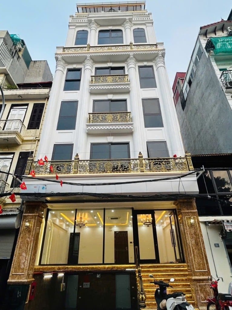 Đội Cấn - Ba Đình 82/95m x 10 tầng, mặt tiền 7.65m, giá 62.5 tỷ thương lượng