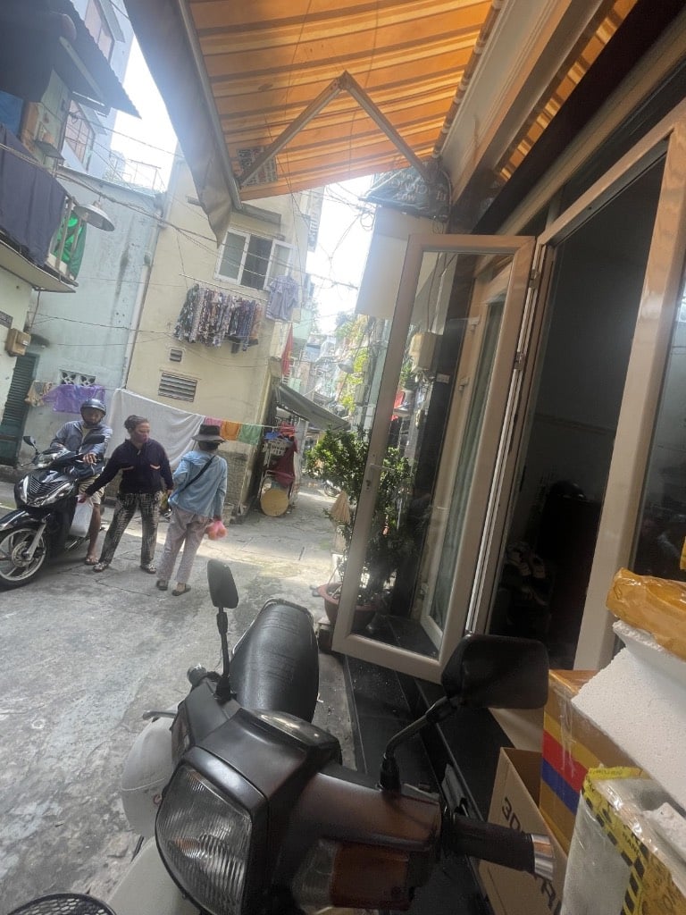 BÁN NHÀ NGUYỄN TRI PHƯƠNG, QUẬN 10, ĐẸP HẺM 5M, 4 TẦNG HOÀN THIỆN CÔNG NĂNG, TÂM HUYẾT